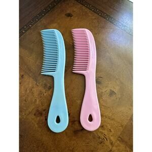 Lot Of 2 Vintage Unbreakable Pocket Hair Combs 6.5”